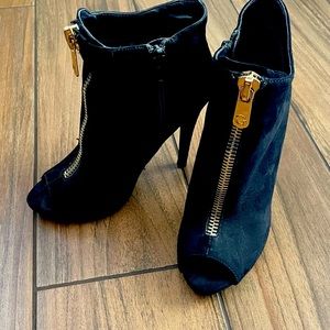 Guess suede ankle boots